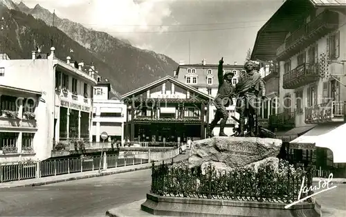 AK / Ansichtskarte Chamonix Monument de Saussure Chamonix