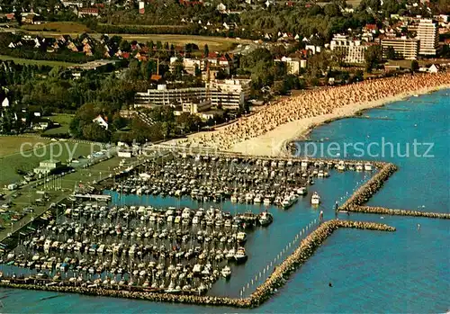 AK / Ansichtskarte Groemitz_Ostseebad Fliegeraufnahme mit Yachthafen Groemitz_Ostseebad