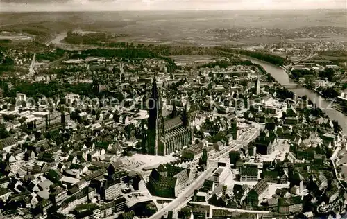 AK / Ansichtskarte Ulm__Donau Fliegeraufnahme mit Ulmer Muenster 