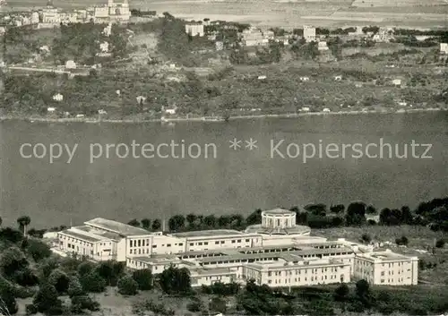 AK / Ansichtskarte Castelgandolfo_Castel_Gandolfo Villa Papale al lago di Castelgandolfo veduta aerea 