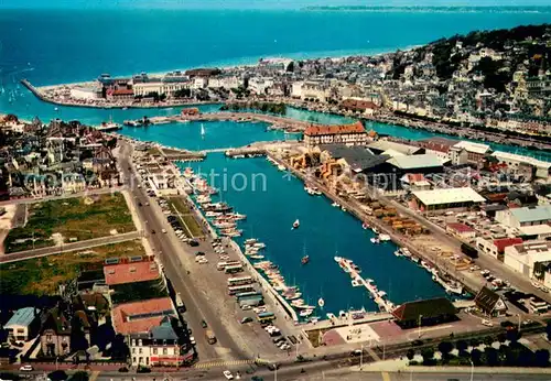 AK / Ansichtskarte Trouville Deauville Vue aerienne du port Trouville Deauville