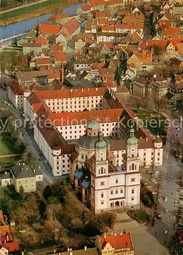 AK / Ansichtskarte Kempten_Allgaeu Fliegeraufnahme St Lorenz Kirche u. fuerstl. Residenzschloss Kempten Allgaeu