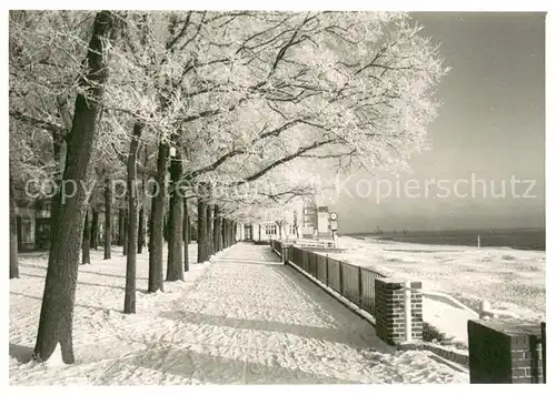 AK / Ansichtskarte Wyk_Foehr Winteridyll am Strand Foehr