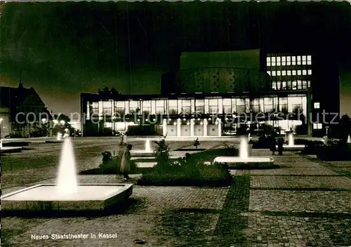 AK / Ansichtskarte Kassel Neues Staatstheater Wasserspiele Nachtaufnahme Kassel