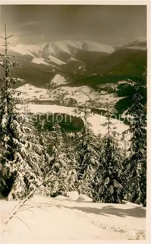 AK / Ansichtskarte Peterbaude_Petrova_Bouda_CZ Im Winter Blick ins Tal 