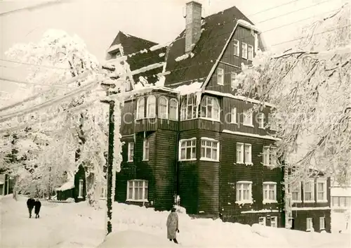 AK / Ansichtskarte Oberhof__Thueringen FDGB Erholungsheim Haus Thueringen Winter Schnee 