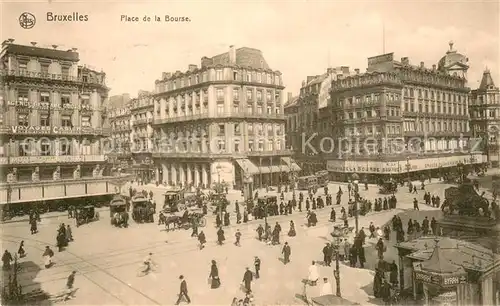 AK / Ansichtskarte Bruxelles_Bruessel Place de la Bourse Kutschen Strassenbahnen Bruxelles_Bruessel