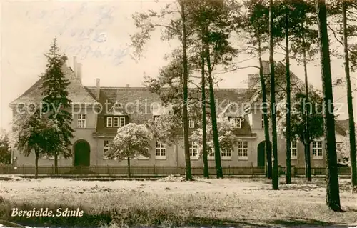 AK / Ansichtskarte Bergfelde_Hohen_Neuendorf Schule 