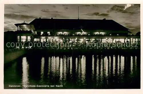 AK / Ansichtskarte Hannover Maschsee Gaststaette bei Nacht Hannover