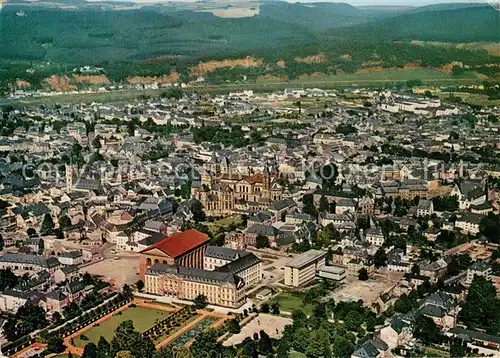 AK / Ansichtskarte Trier Basilika und Kurfuerstl Palais mit Domgruppe Fliegeraufnahme Trier