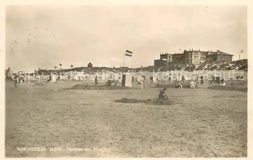 AK / Ansichtskarte Juist_Nordseebad Kurhaus mit Strand Juist_Nordseebad