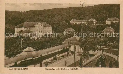 AK / Ansichtskarte Bad_Brueckenau Kurgarten mit Blick auf Schlosshotel Bad_Brueckenau