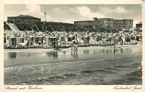 AK / Ansichtskarte Juist_Nordseebad Strand mit Kurhaus Juist_Nordseebad