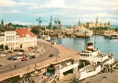 AK / Ansichtskarte Helsingor_DK Harbour and Kronborg Castle 