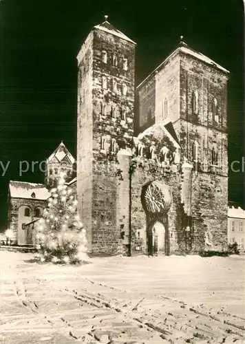 AK / Ansichtskarte Osnabrueck Dom in Festbeleuchtung zur Weihnachtszeit Osnabrueck