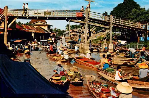 AK / Ansichtskarte Bangkok_Thailand Floating Market and Wooden Bridge Crossing Canal at Wat Sai Bang  