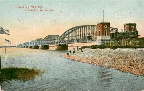 AK / Ansichtskarte Moerdijk_NL Grootste Brug van Nederland Eisenbahn 