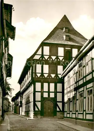 AK / Ansichtskarte Goslar Moenchehaus Fachwerkhaus Goslar