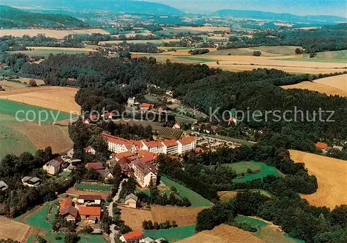 AK / Ansichtskarte Vlotho Fliegeraufnahme Weserland Klinik Bad Seebruch Vlotho