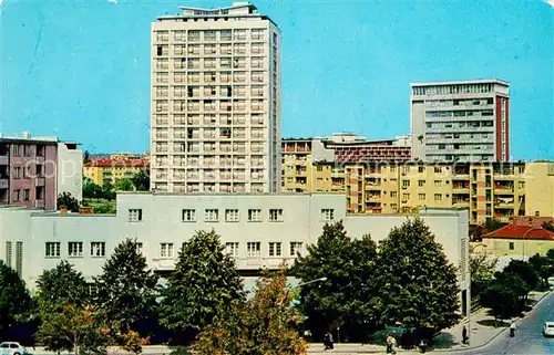 AK / Ansichtskarte Kragujevac_Kragujewa_Serbija Hochhaeuser 