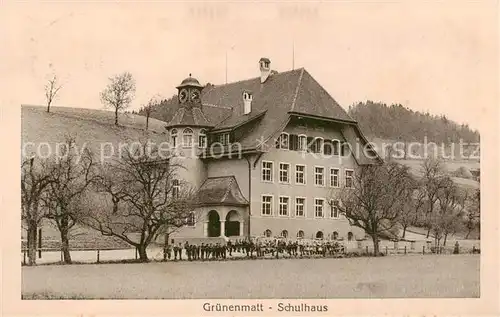 AK / Ansichtskarte Gruenenmatt_BE Schulhaus Aussenansicht 