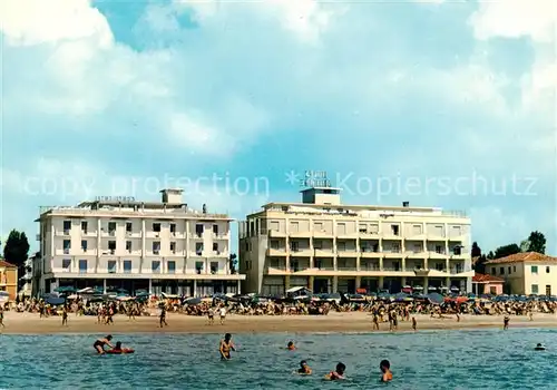 AK / Ansichtskarte Lido_di_Jesolo Strand m. Grifone Hotel u. Continental Hotel Lido_di_Jesolo