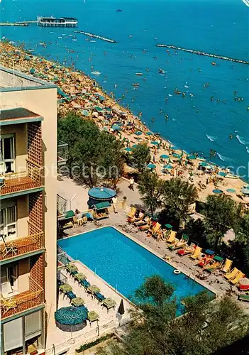 AK / Ansichtskarte Gabicce_Mare_IT Hotel Bahia Swimming Pool Strand 
