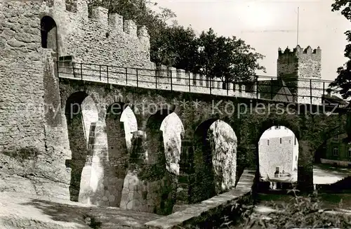 AK / Ansichtskarte Neuchatel_NE Chateau Les Remparts et tour des prisons Neuchatel NE