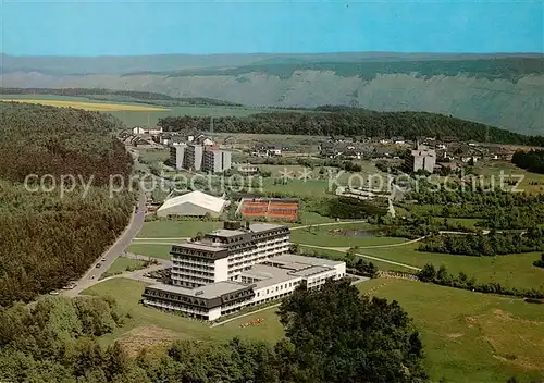 AK / Ansichtskarte 73796440 Bernkastel-Kues Reha Zentrum Fliegeraufnahme Bernkastel-Kues