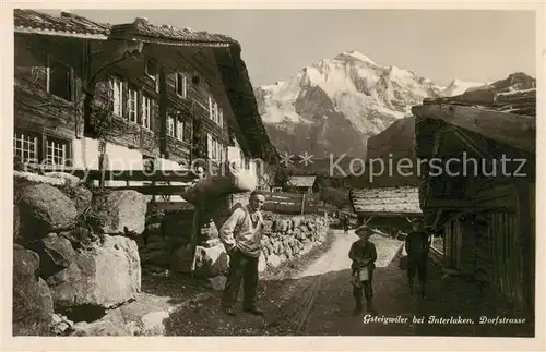 AK / Ansichtskarte Gsteigwiler_BE Dorfstrasse Berner Alpen 