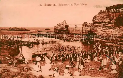 AK / Ansichtskarte Biarritz_Pyrenees_Atlantiques Baigneurs au Port Vieux Biarritz_Pyrenees