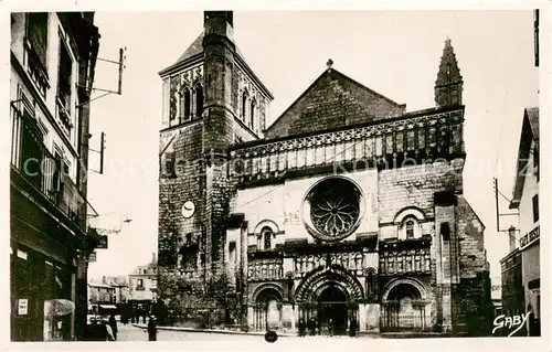 AK / Ansichtskarte Thouars_ 79_Deux Sevres Eglise St Medard rebatie en 1840 restauree en 1866 