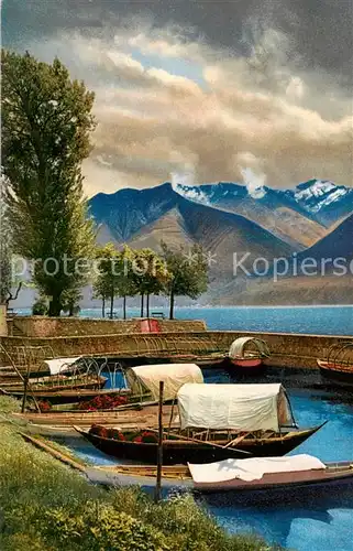 AK / Ansichtskarte Locarno_Lago_Maggiore_TI Fischerboote Liegeplatz 