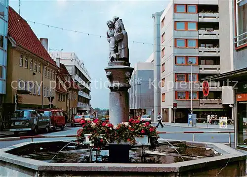 AK / Ansichtskarte 73804379 Sindelfingen Marktbrunnen mit Schwaetzweibern Sindelfingen