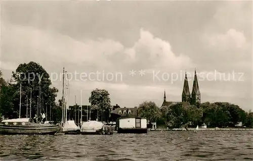 AK / Ansichtskarte 73805231 Neuruppin Ruppiner See Kirche Neuruppin