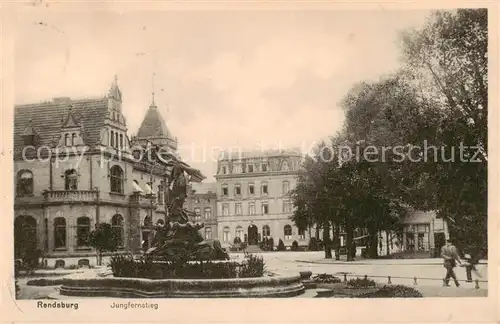 AK / Ansichtskarte 73805642 Rendsburg Jungfernstieg Brunnen Rendsburg