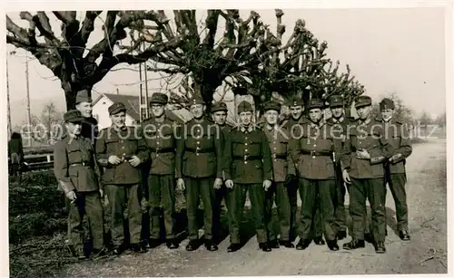 AK / Ansichtskarte 73808003 Militaria_Schweiz Soldaten foto Militaria Schweiz