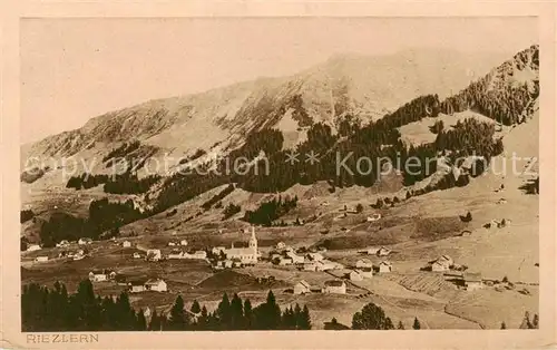 AK / Ansichtskarte 73808590 Riezlern_Kleinwalsertal_Vorarlberg mit Fellhorn Riezlern_Kleinwalsertal