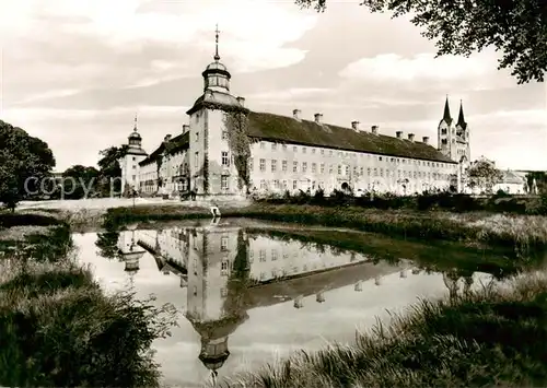 AK / Ansichtskarte 73810180 Hoexter_Weser Schloss und ehem Reichsabtei Corvey Hoexter Weser