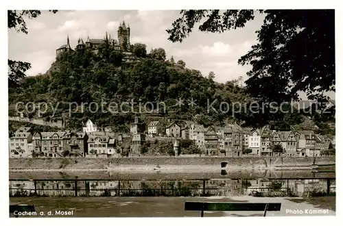 AK / Ansichtskarte 73810486 Cochem_Kochem_Mosel Panorama mit Burg Cochem 