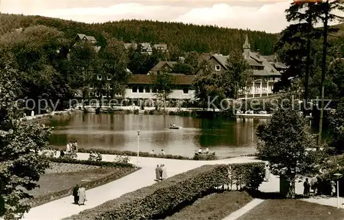 AK / Ansichtskarte Braunlage Kurpark mit Gondelteich Braunlage