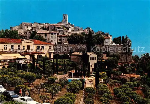 AK / Ansichtskarte Saint Paul de Vence Vue generale au 1er plan une partie du jardin de mandariniers de lHotel La Residence Saint Paul de Vence