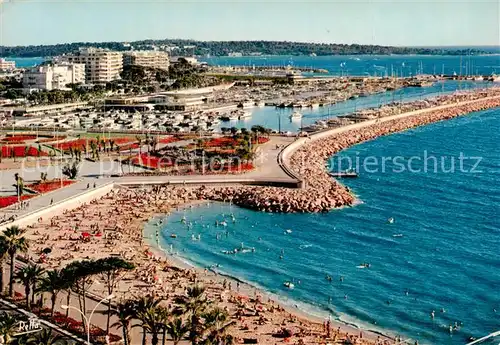 AK / Ansichtskarte  Cannes_06 Le Port Pierre Canton Au loin lIle Sainte Marguerite Vue aerienne 