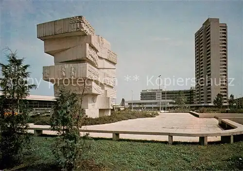 AK / Ansichtskarte 73816522 Szolnok_HU Denkmal der 900jaehrigen Stadt Szolnok Hochhaus 