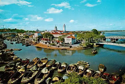 AK / Ansichtskarte 73816538 Singapore A panoramic view of the Singapore River with the Government buildings in the background Singapore