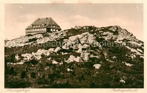 AK / Ansichtskarte 73818838 Schreiberhau_Szklarska_Poreba_Riesengebirge_PL Reiftraegerbaude Bergbaude 