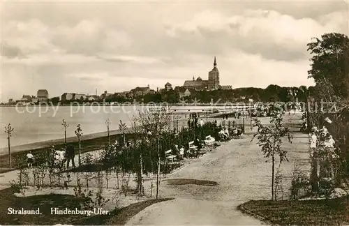 AK / Ansichtskarte 73820908 Stralsund Hindenburg Ufer 