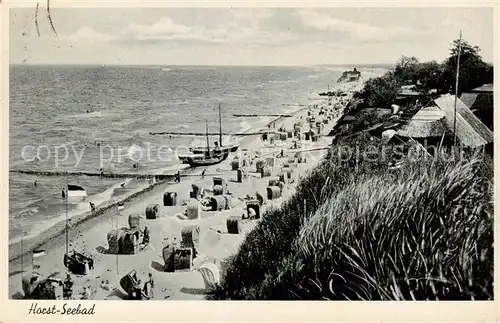 AK / Ansichtskarte 73822505 Horst__Ostsee_Niechorze Strandpartie 