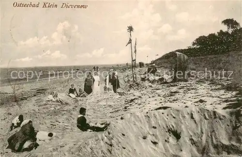 AK / Ansichtskarte 73822841 Klein-Dievenow_Dziwnow_Pommern_PL Strandpartie 