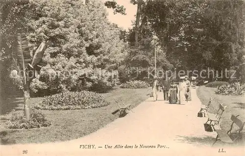 AK / Ansichtskarte Vichy_03_Allier Une Allee dans le Nouveau Parc 